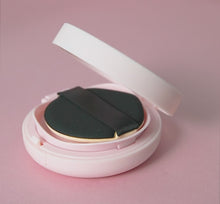 Load and play video in Gallery viewer, FAU SKIN SOLUTION CUSHION PINK EDITION with REFILL (15g+15g)
